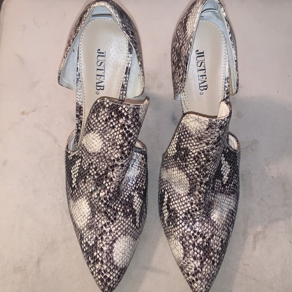 Snakeskin booties - Picture 2 of 2